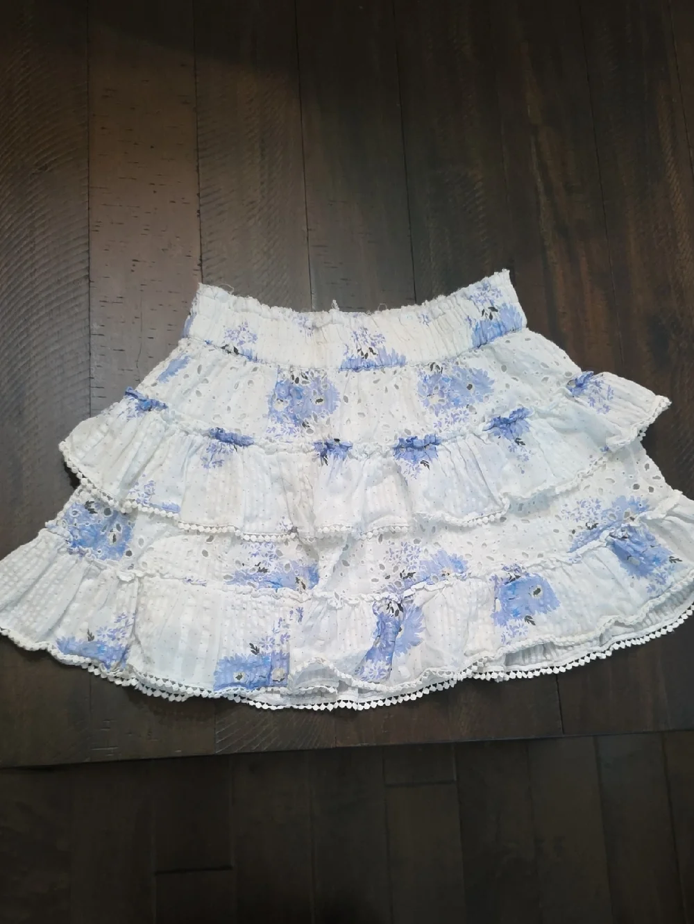 LoveShackFancy Floral White Blue Tiered Mini Bliss Skirt Eyelet Ruffle S Flawed - Picture 3 of 8